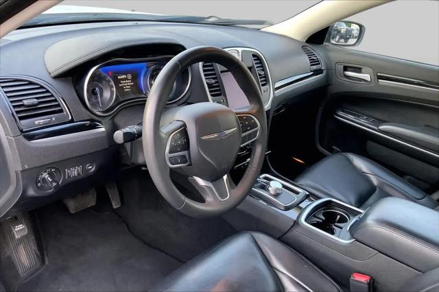 2023 Chrysler 300 Touring L AWD