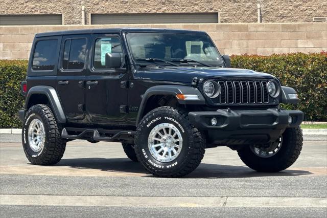 2025 Jeep Wrangler 4-Door Summit 4x4