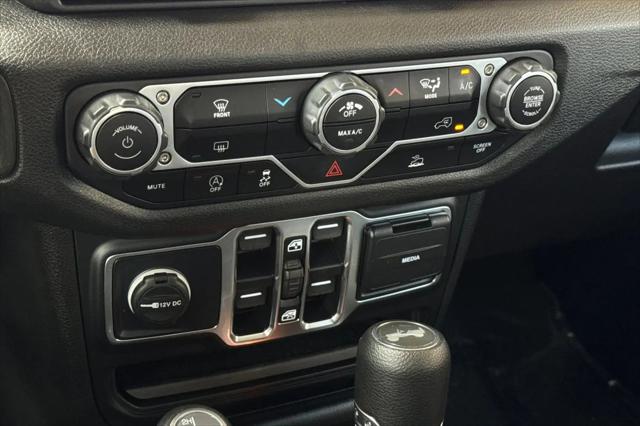 2025 Jeep Wrangler 4-Door Summit 4x4
