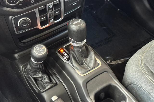2025 Jeep Wrangler 4-Door Summit 4x4