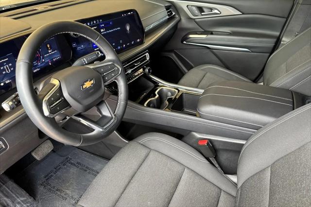 2025 Chevrolet Traverse FWD LT
