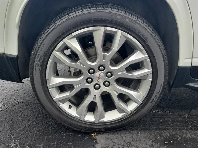 2025 GMC Acadia FWD Denali