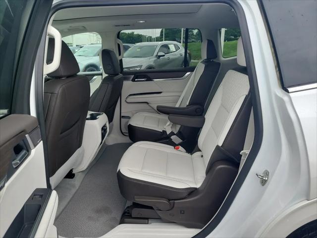 2025 GMC Acadia FWD Denali