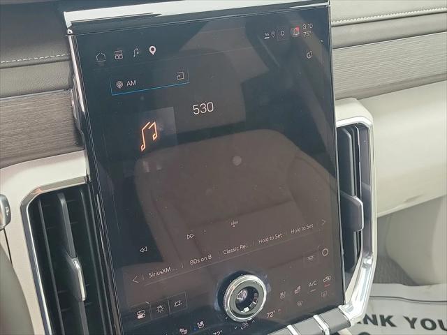 2025 GMC Acadia FWD Denali