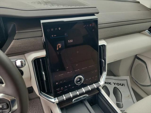 2025 GMC Acadia FWD Denali