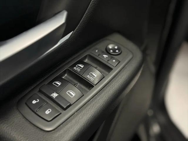 2019 Ram 1500 Big Horn/Lone Star Crew Cab 4x4 5'7" Box