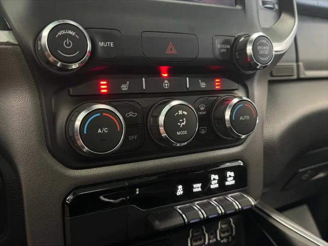 2019 Ram 1500 Big Horn/Lone Star Crew Cab 4x4 5'7" Box