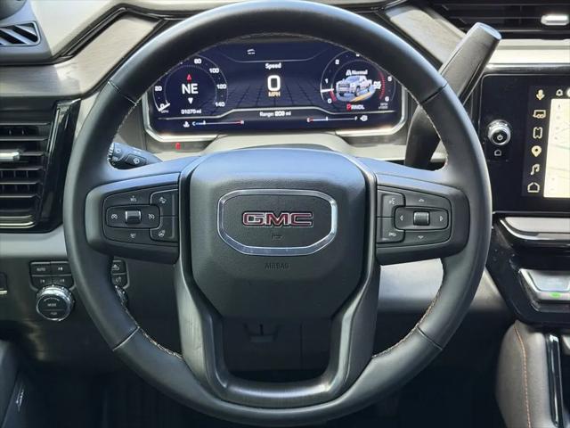 2025 GMC Sierra 2500HD 4WD Crew Cab Standard Bed AT4