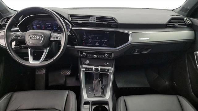 2020 Audi Q3 Premium Plus 45 TFSI S line quattro Tiptronic