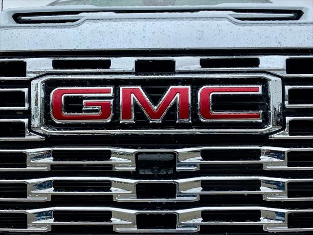 2026 GMC Sierra 2500HD Crew Cab, Standard Bed, Denali, 4WD