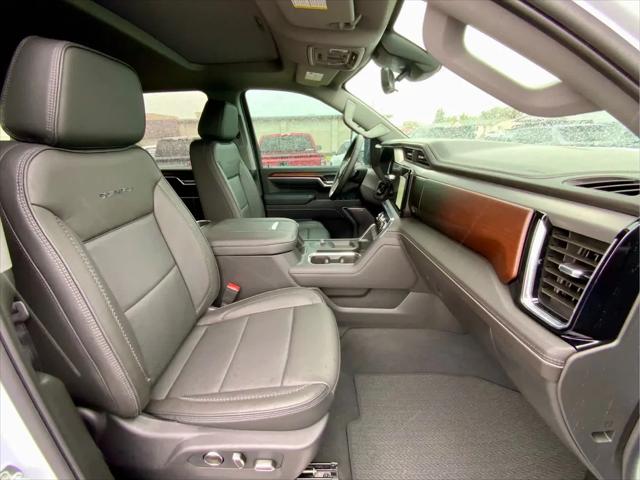 2026 GMC Sierra 2500HD Crew Cab, Standard Bed, Denali, 4WD