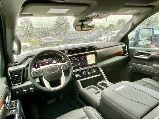 2026 GMC Sierra 2500HD Crew Cab, Standard Bed, Denali, 4WD