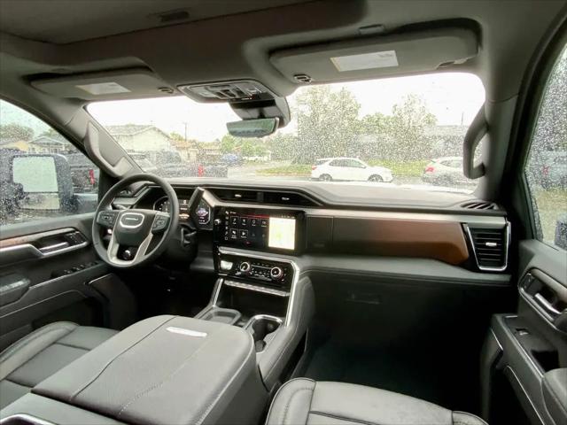 2026 GMC Sierra 2500HD Crew Cab, Standard Bed, Denali, 4WD