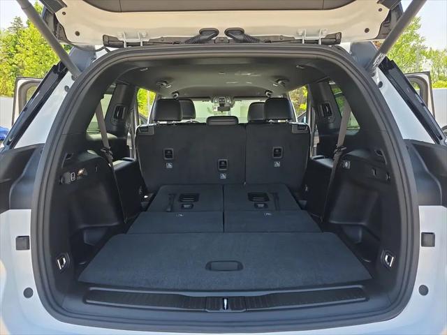 2026 Jeep Grand Cherokee L Altitude 4x4