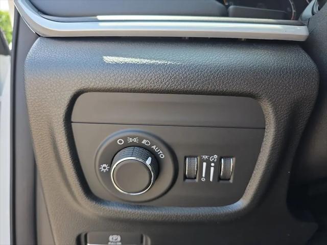 2026 Jeep Grand Cherokee L Altitude 4x4