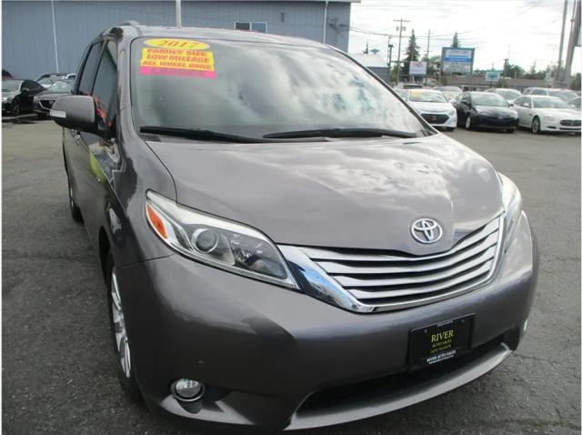 2017 Toyota Sienna Limited Premium 7 Passenger for sale in Everett, WA