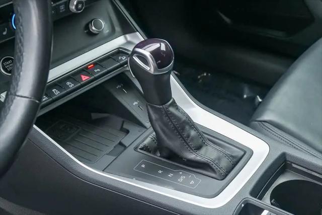 2024 Audi Q3 Premium 45 TFSI S line quattro Tiptronic