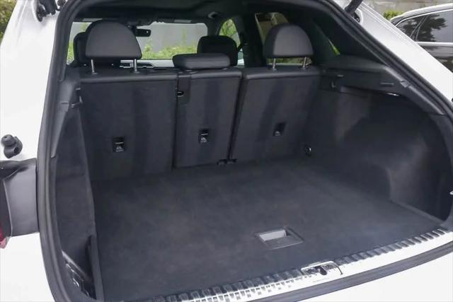 2024 Audi Q3 Premium 45 TFSI S line quattro Tiptronic