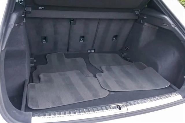 2023 Audi Q3 Premium 45 TFSI S line quattro Tiptronic