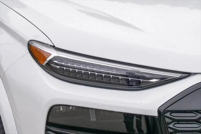 2027 Audi Q6 e-tron Premium quattro