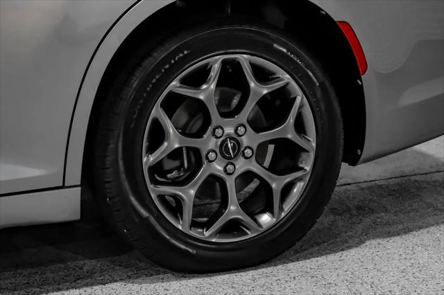 2018 Chrysler 300 300S AWD