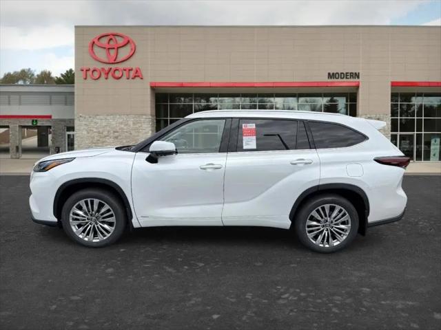 2026 Toyota Highlander Hybrid Platinum