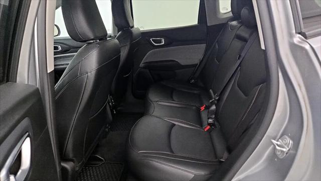 2022 Jeep Compass Latitude Lux 4x4
