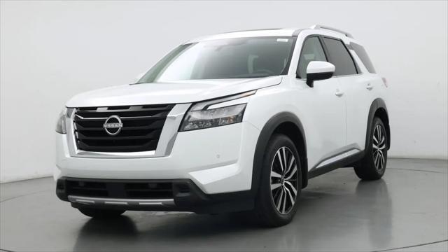 2025 Nissan Pathfinder Platinum 4WD