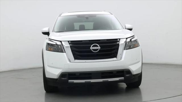 2025 Nissan Pathfinder Platinum 4WD