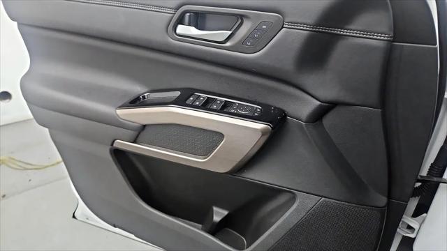 2025 Nissan Pathfinder Platinum 4WD