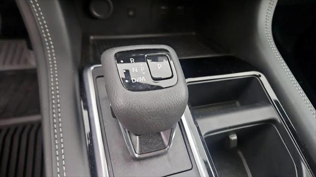 2025 Nissan Pathfinder Platinum 4WD