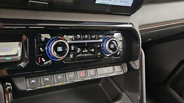 2025 GMC Sierra 1500 4WD Crew Cab Short Box AT4