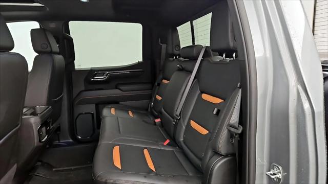 2025 GMC Sierra 1500 4WD Crew Cab Short Box AT4