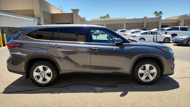 2021 Toyota Highlander LE