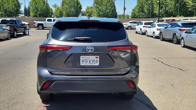 2021 Toyota Highlander LE