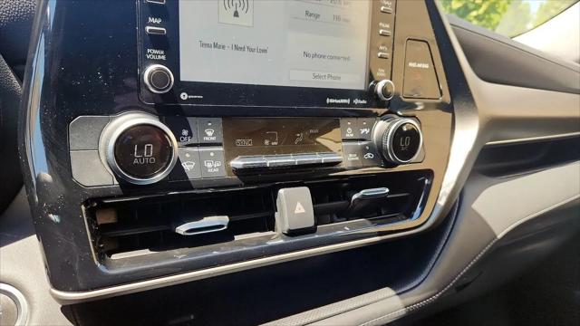 2021 Toyota Highlander LE