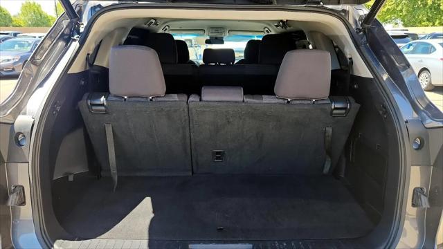 2021 Toyota Highlander LE