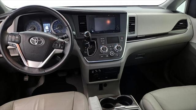 2016 Toyota Sienna XLE Premium 7 Passenger