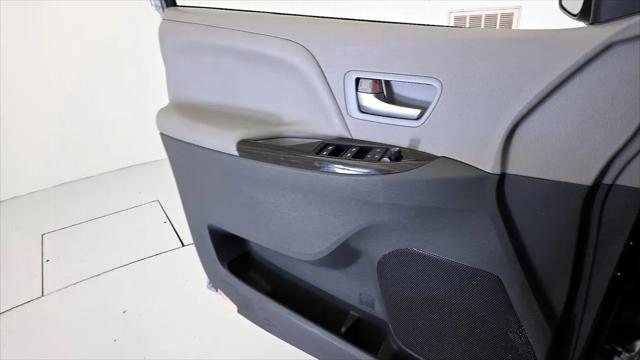 2016 Toyota Sienna XLE Premium 7 Passenger