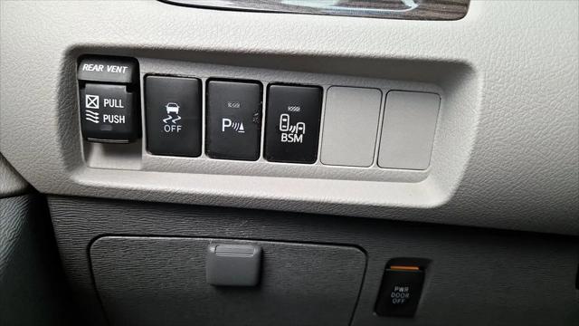 2016 Toyota Sienna XLE Premium 7 Passenger