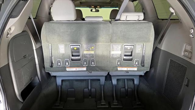 2016 Toyota Sienna XLE Premium 7 Passenger