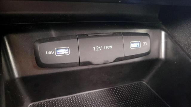 2023 Hyundai Santa Cruz SE