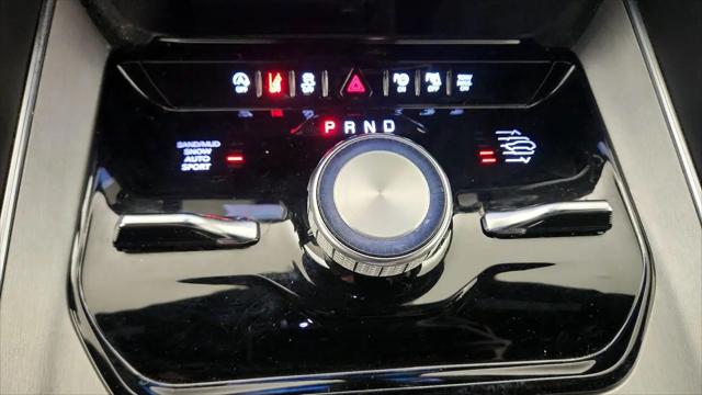2024 Jeep Wagoneer Series II Carbide 4x4