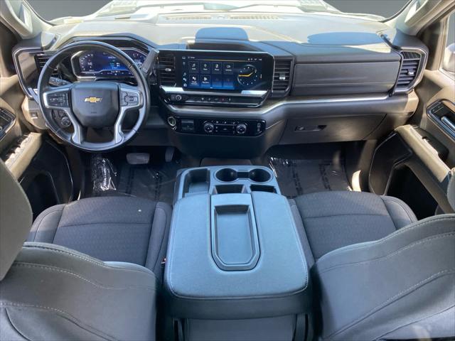 2024 Chevrolet Silverado 3500HD 4WD Crew Cab Long Bed LT