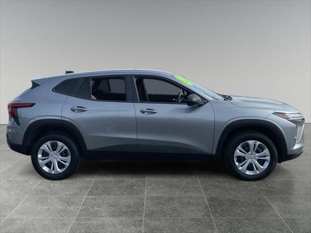 2025 Chevrolet Trax FWD LS