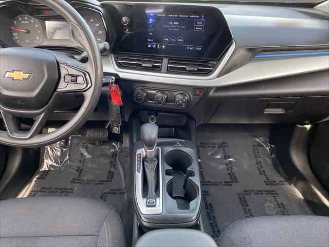 2025 Chevrolet Trax FWD LS