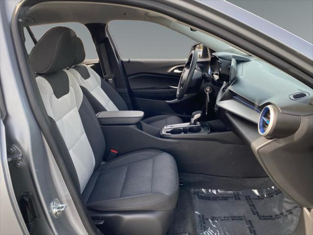 2025 Chevrolet Trax FWD LS