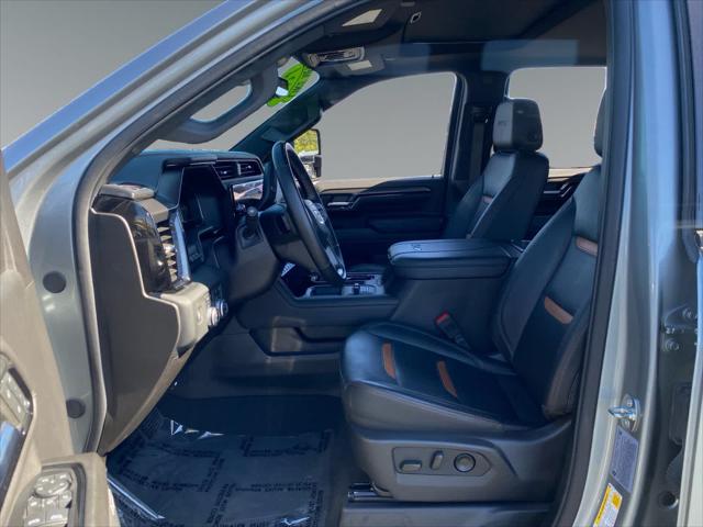 2024 GMC Sierra 2500HD 4WD Crew Cab Standard Bed AT4