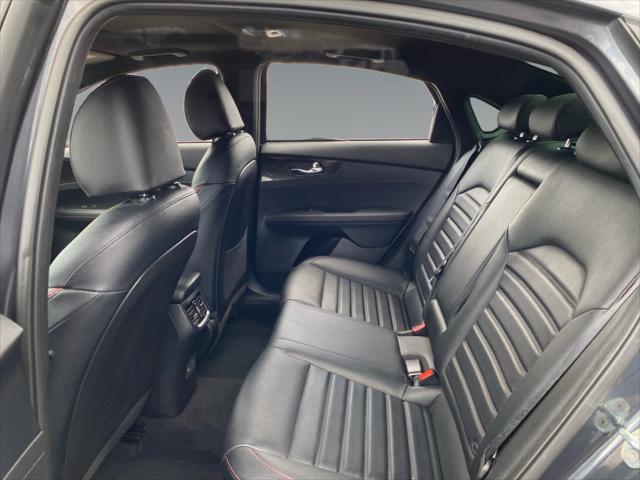 2023 Kia Forte GT Manual