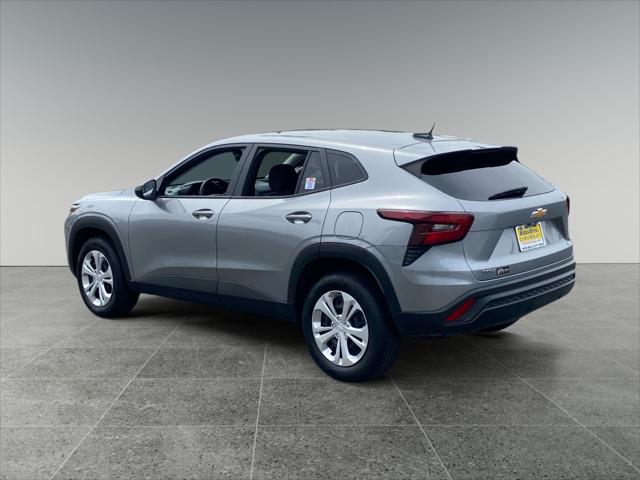 2025 Chevrolet Trax FWD LS